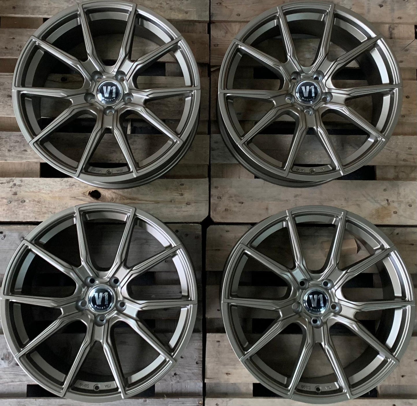 4er Set V1 Wheels V1 19 Zoll Bronze Matt ET35