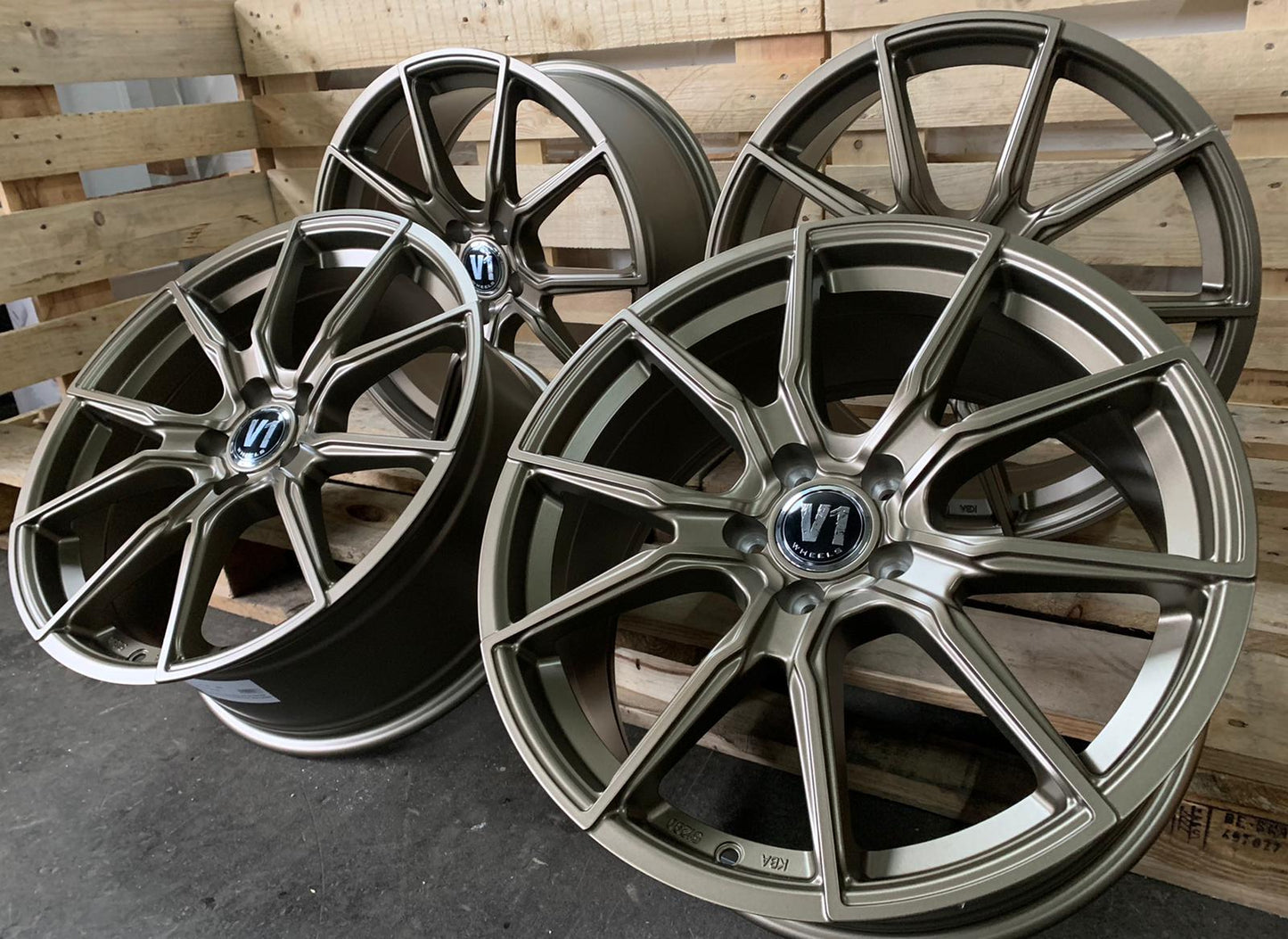4er Set V1 Wheels V1 19 Zoll Bronze Matt ET35