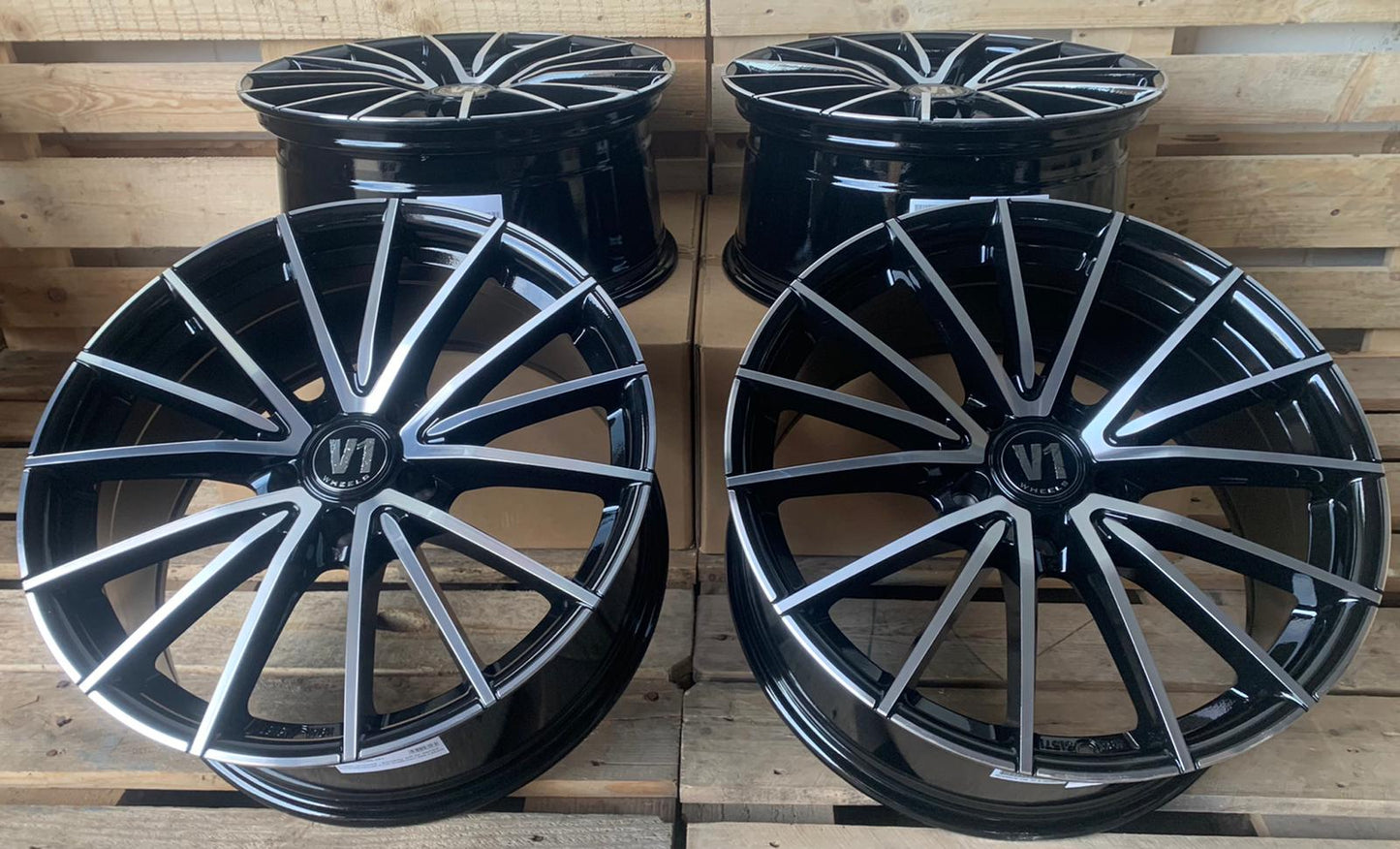V1 Wheels V2 Felgen 19 Zoll Schwarz Poliert 8,5x19 ET35 5/120