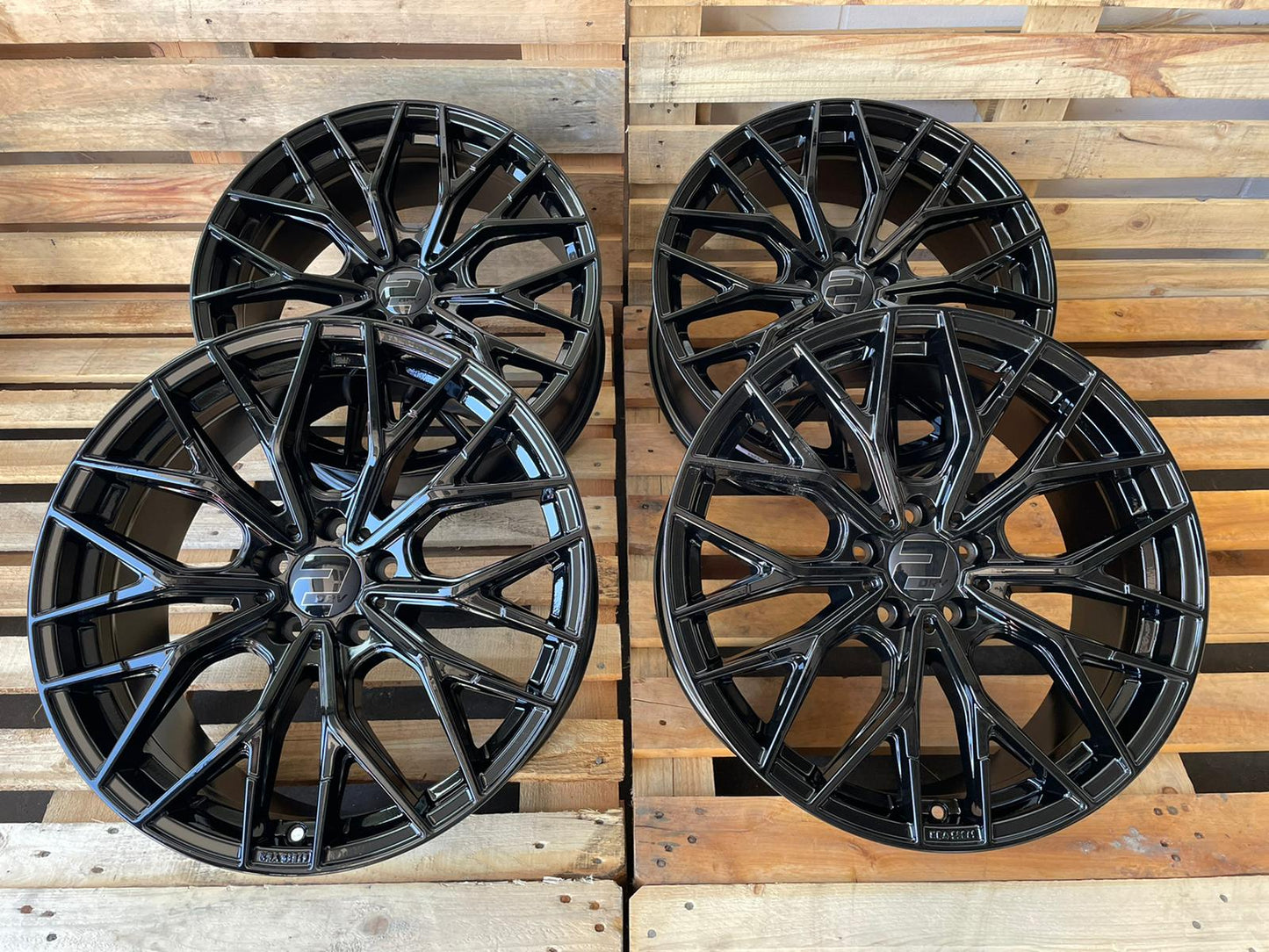 Wheelworld WH37 19 Zoll Schwarz Glanz 8,5x19 ET48 5/112