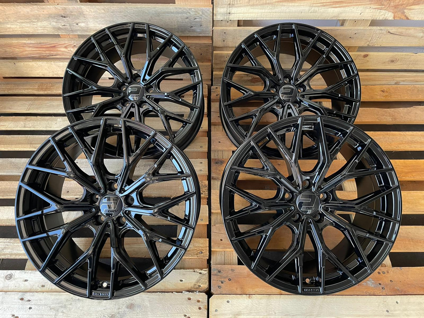 Wheelworld WH37 19 Zoll Schwarz Glanz 8,5x19 ET48 5/112