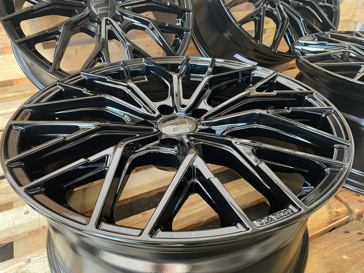 Wheelworld WH37 19 Zoll Schwarz Glanz 8,5x19 ET48 5/112