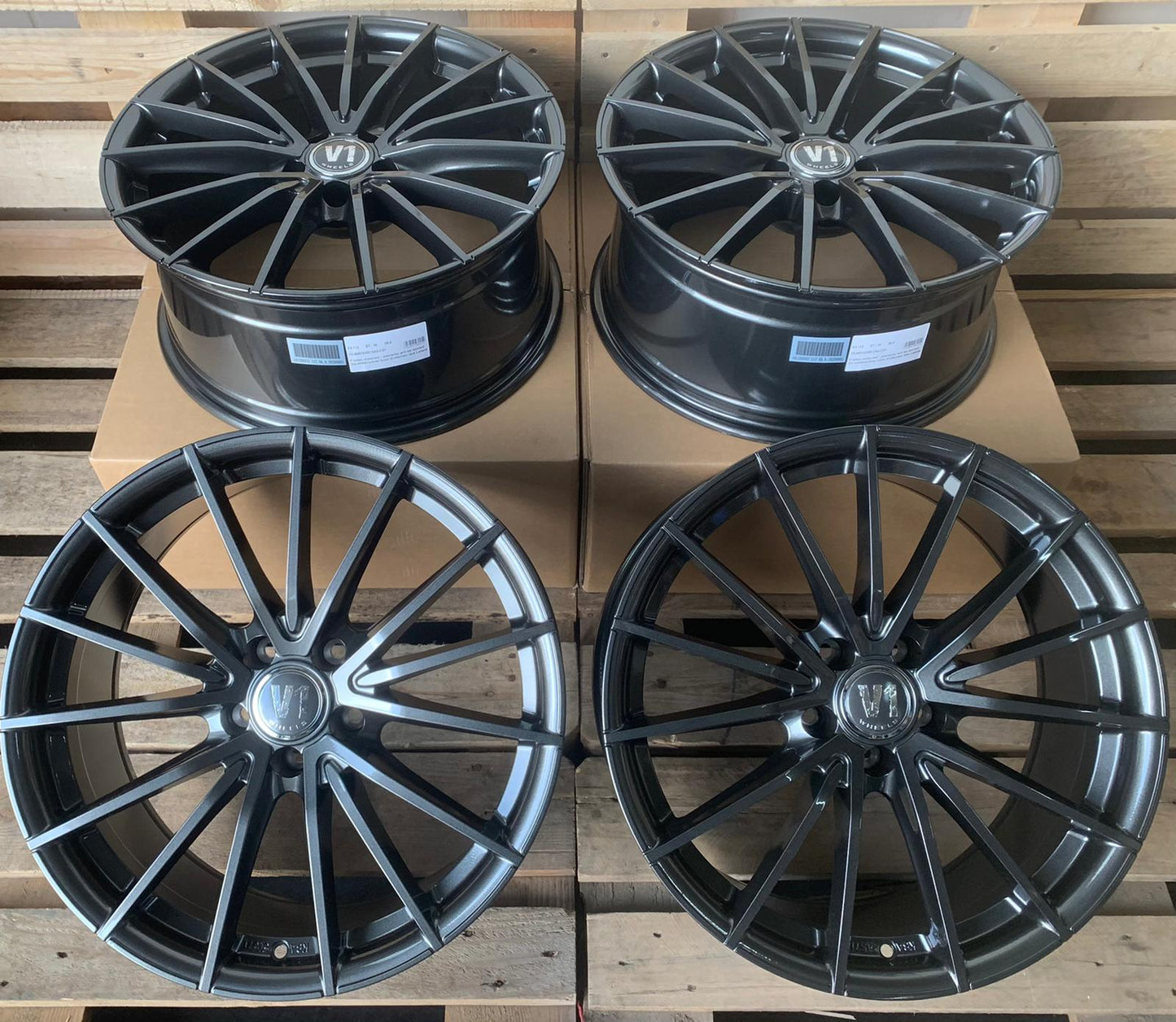 V1 Wheels V2 Felgen 18 Zoll Daytona Grau 8,0x18 ET45 5/120